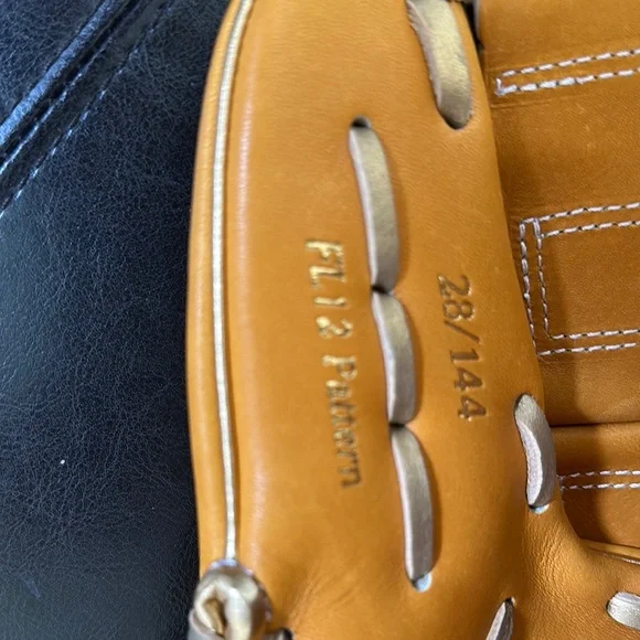 New in box Rawlings PROSFL12-SB baseball mitt - Picture 5 of 16